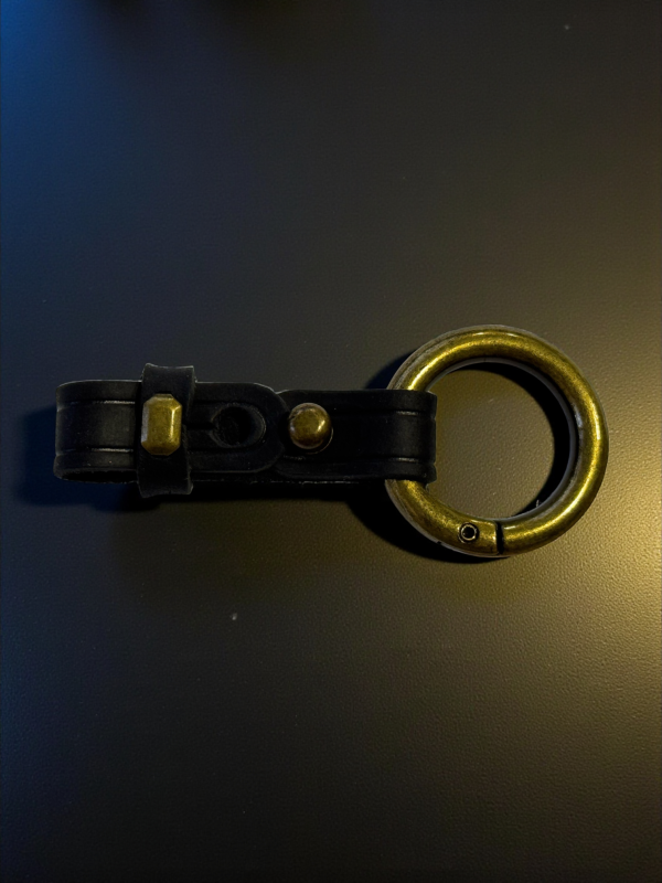 Кожаный чехол для смарт-ключа BMW коричневый