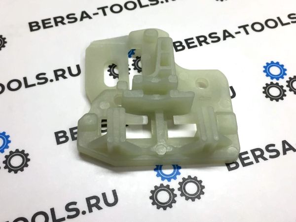 Направляющая стеклоподъёмника правой передней двери BMW X5 E53 (1999-2007)