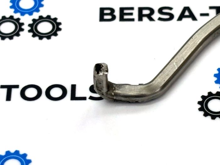 Скоба патрубка дроссельной заслонки BMW N54 N55 (13717590306)
