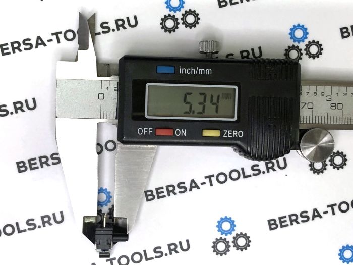 Микропереключатель дверного замка VAG (D2HW-FL291D-A452-AQ)