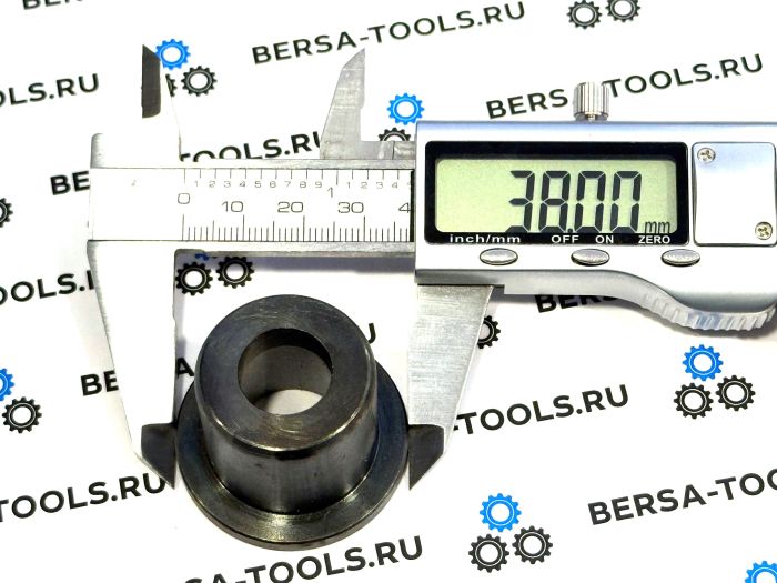 Втулка рычага в поворотный кулак BMW E39 (Стандартная 28 мм)