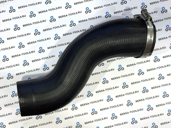 Патрубок системы турбонаддува BMW F30, F31, F35, F20, F21 (13717597588)