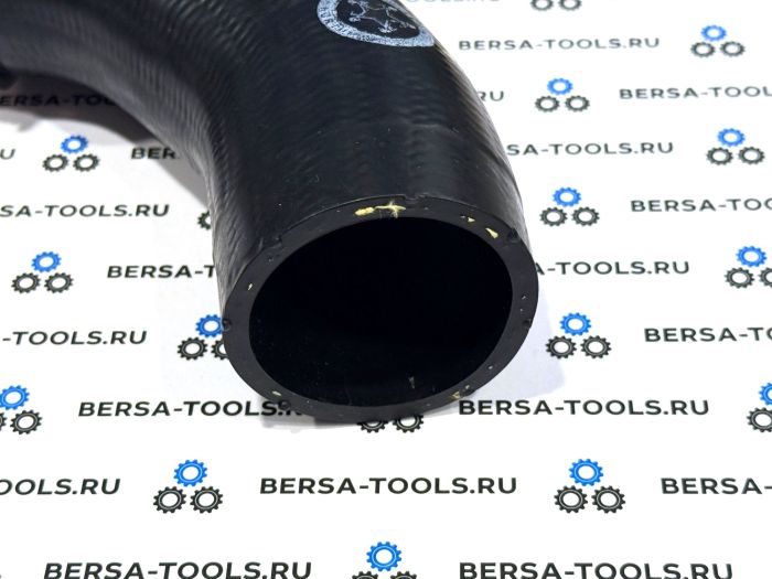 Нижний патрубок трубопровода наддувочного воздуха BMW E46 (11617799398, 11617797699, 11617789961)