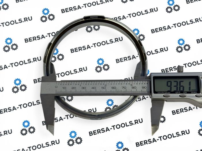 Кольца в приборную панель BMW E90 (матовое серебро)