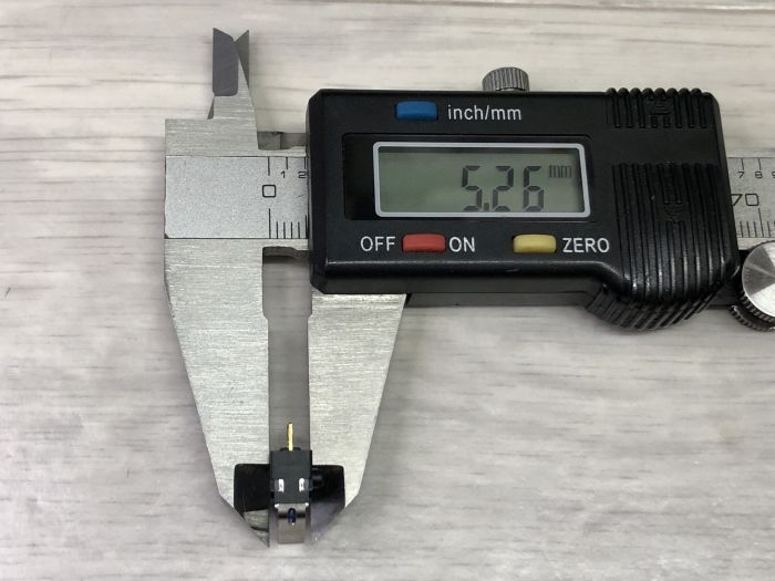 Микропереключатель дверного замка VAG