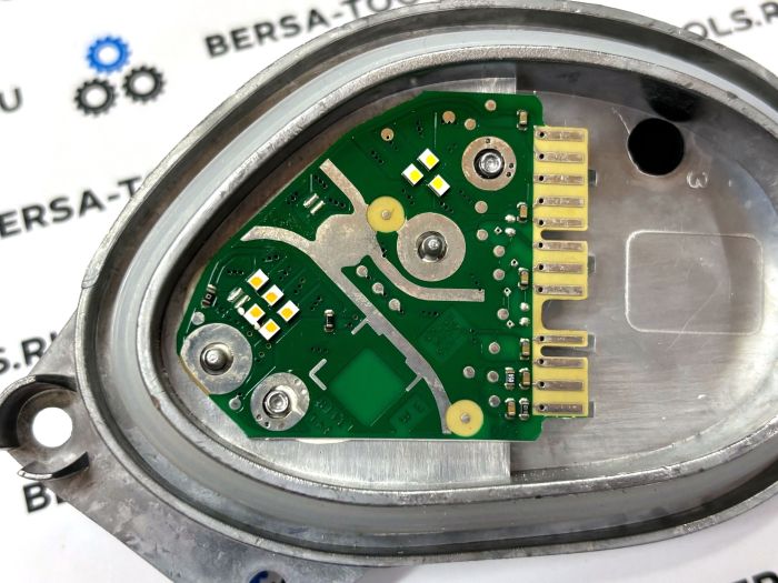 Светодиодный модуль BMW X7 G07 (2017-2020) (белый) левый (63119466175)