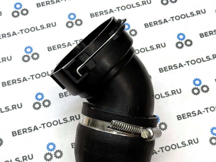 Патрубок трубопровода наддувочного воздуха BMW E60, E61 (11617797698, 11617793606)