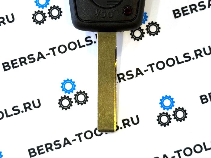 Трехкнопочный ключ с лезвием нового образца HU92