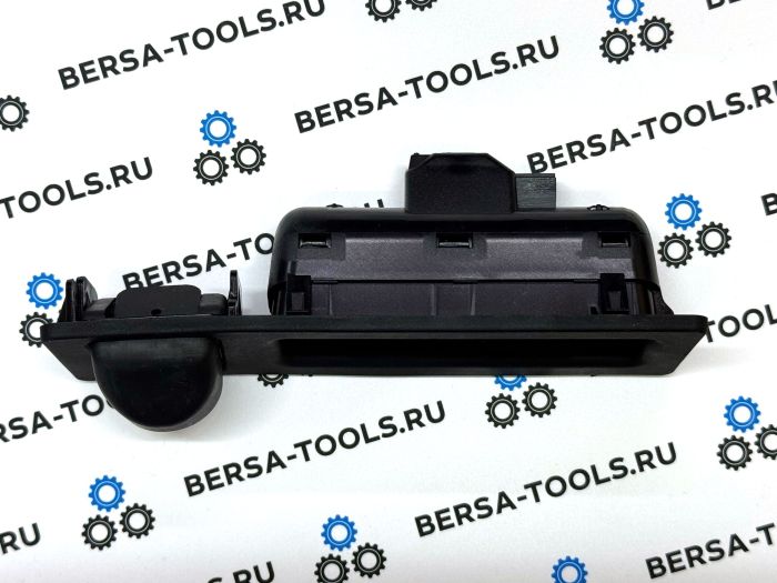 Ручка/кнопка открывания багажника BMW F22, F30, F33, F87, F82, F10, F25 (51247368753, под камеру)