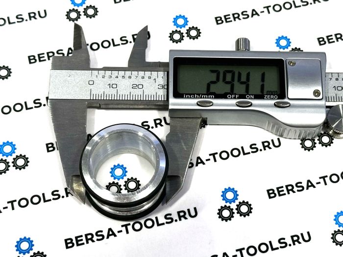 Патрубок/фланец соединительный впускного коллектора Mercedes-Benz OM642 A6420980037