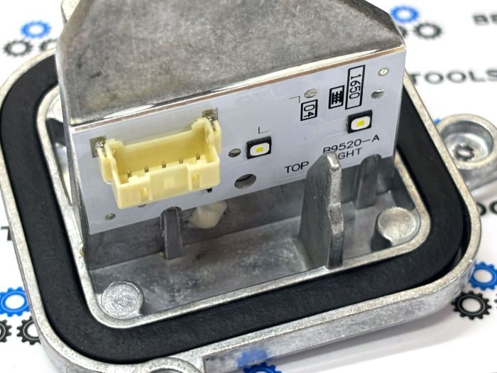 Светодиодный модуль BMW X7 G07 (2017-2020) (белый) левый (63119466175)