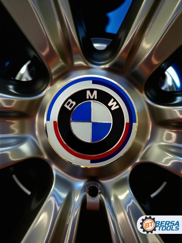 Наклейки на колесные диски, 56 мм, BMW с полосками (5 шт)