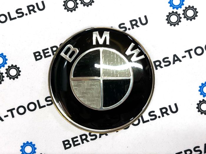 Эмблема в руль BMW (44 мм), черный с белым карбоном