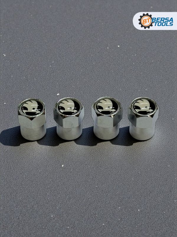 Колпачки на ниппель с эмблемой Skoda хром, 4 шт