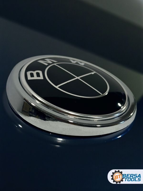 Эмблема BMW черная (51147294465) 99 мм