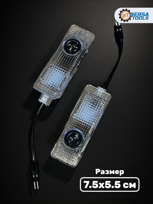 Светодиодные проекторы в двери с логотипом MINI