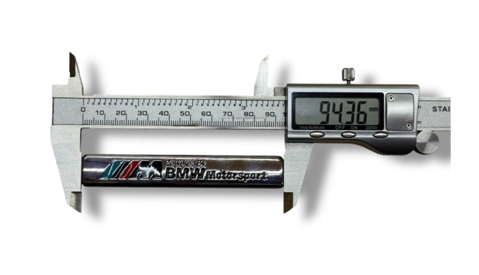 Наклейка шильдик на авто BMW MotorSport 94x15 мм металл