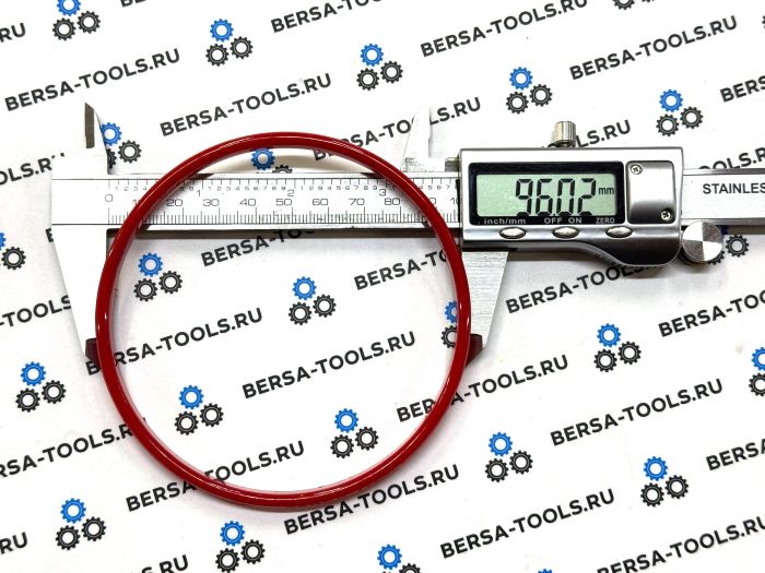 Кольца в приборную панель BMW E32 E34 Красные