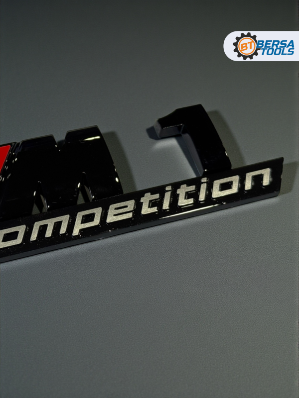 Эмблема пластиковая BMW M1 Competition черный
