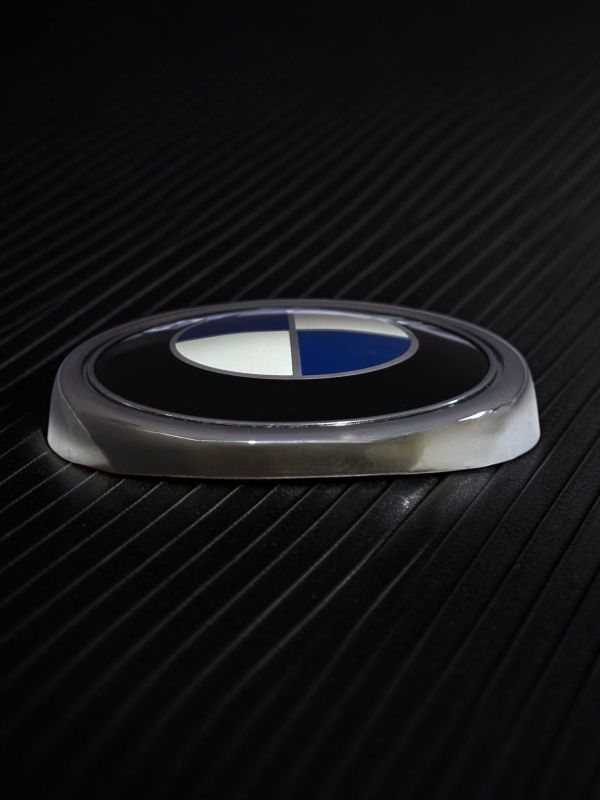 Эмблема BMW 99 мм (51147157696)