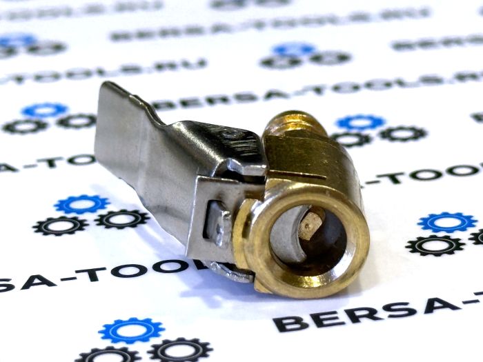 Быстросъёмный наконечник для автомобильного насоса/компрессора с диаметром штуцера 8 мм 