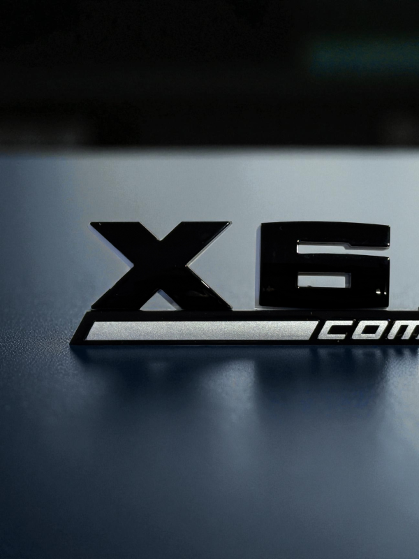 Эмблема пластиковая BMW X6 M Competition черный