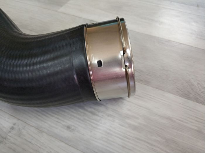 Патрубок трубопровода наддувочного воздуха BMW F15 (11618515639)