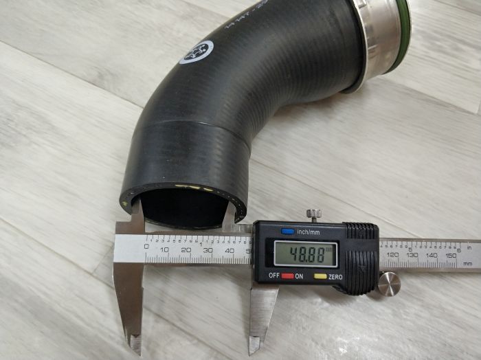 Патрубок трубопровода наддувочного воздуха BMW E53 (11617790094, 11617799395)