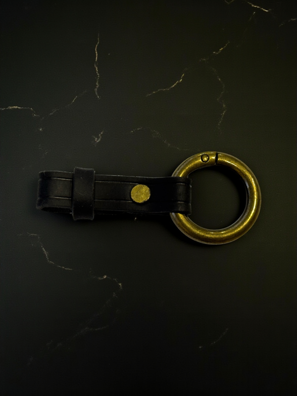 Кожаный чехол для смарт-ключа BMW коричневый