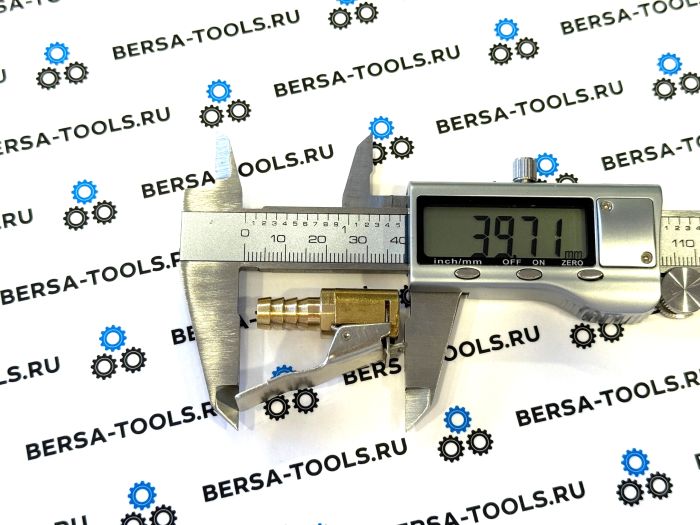 Быстросъёмный наконечник для автомобильного насоса/компрессора с диаметром штуцера 8 мм 